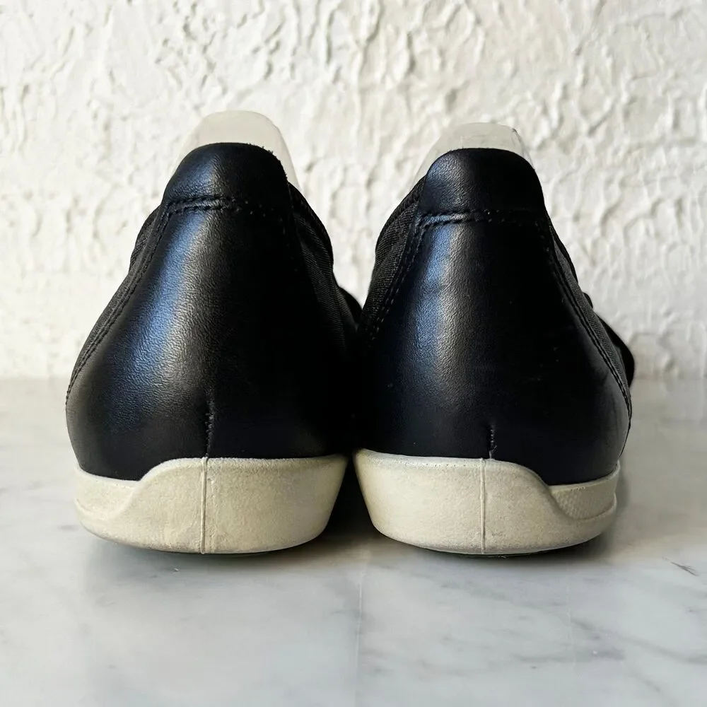 ECCO Women’s Slip-On Flats 9.5/41 Black Fabric Almond Toe Shoes